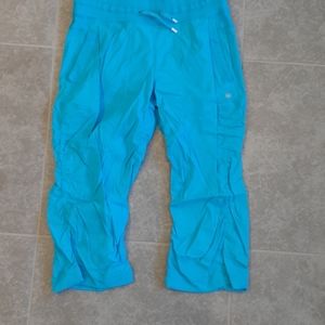 Lululemon bright blue studio crop pants - size 6